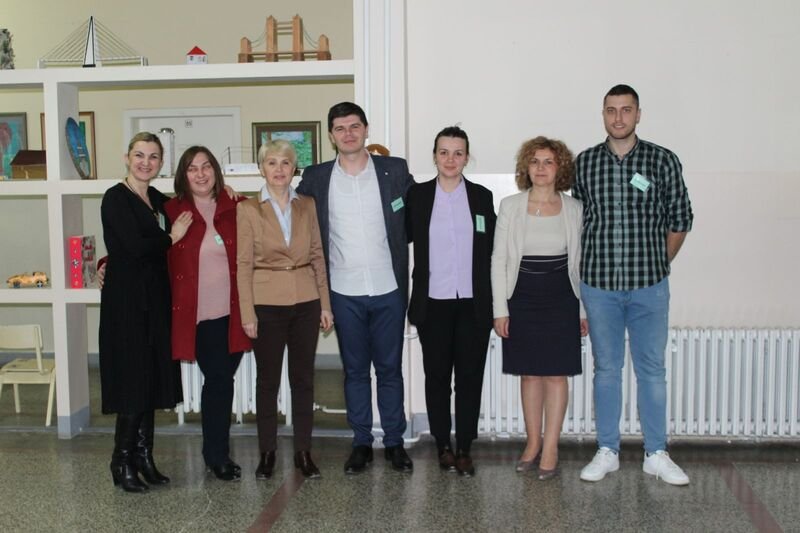img 8532833ef4b1c3352462d20d82343c60 v