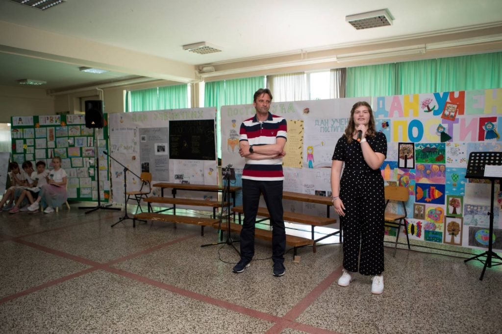 Дан ученичког стваралаштва – 3. јун 2022. | ЈУ ОШ "Бранко Радичевић" Бања Лука 2mbpe94hjc danucenickihpostignuca3.jun202247 1024x682