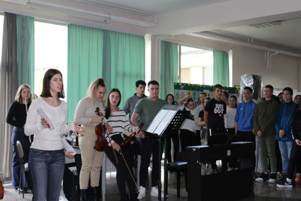 naslovnapromocija muzick eskoleviber slika 2023 12 04 20 54 27 498 orig 1024x682
