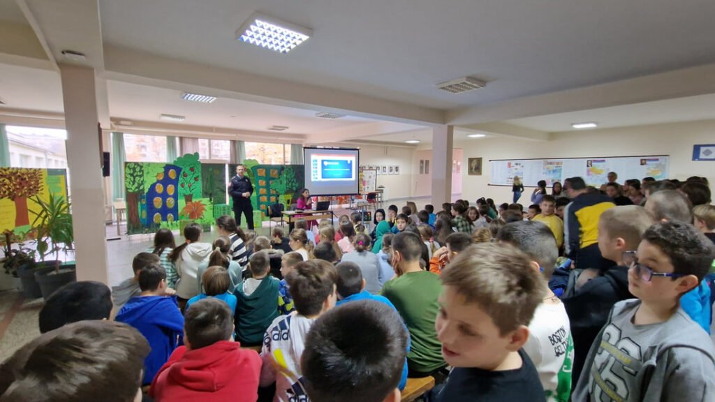 Едукација ученика у оквиру пројекта „Вршњачко насиље“ – 6. разред.
