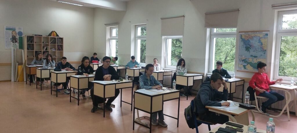 Филип Милекић са освојеном бронзаном медаљом на математичкој олимпијади.