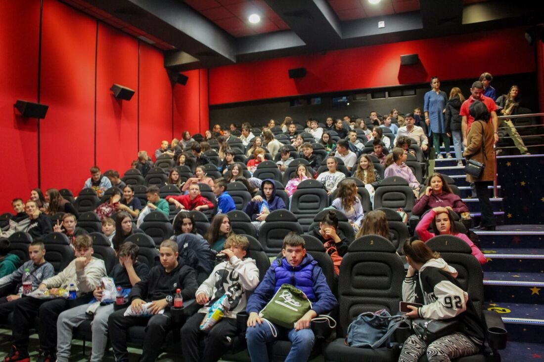 kino 8 razred 11 slika 2022 10 24 20 12 18 530 orig