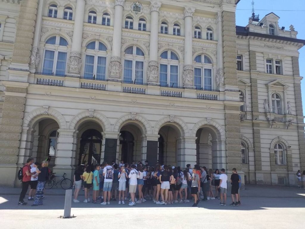 naslovna 29 ekskurzija ucenika 8 razreda skolska 17 2022 orig 1024x768