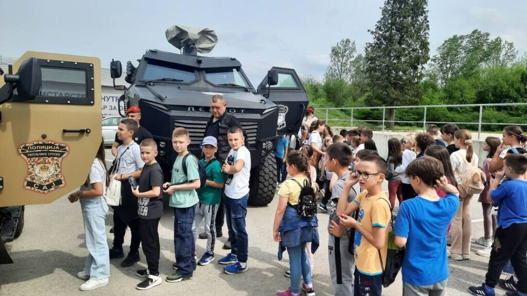 u enic9 i iii2 iii8 i v6 posjetili su centar za obuku ministarstva unutra njih poslova republike srpske u zalu anima orig 1024x576