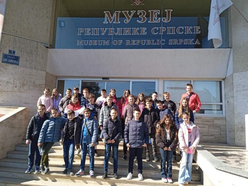 u enici v5 v7 i v8 posjetili muzej republike srpske1 2024 03 21 orig 1024x768