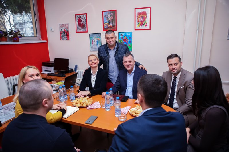 Договорена озградња спортске дворане у нашој школи | ЈУ ОШ "Бранко Радичевић" Бања Лука gaj 8929